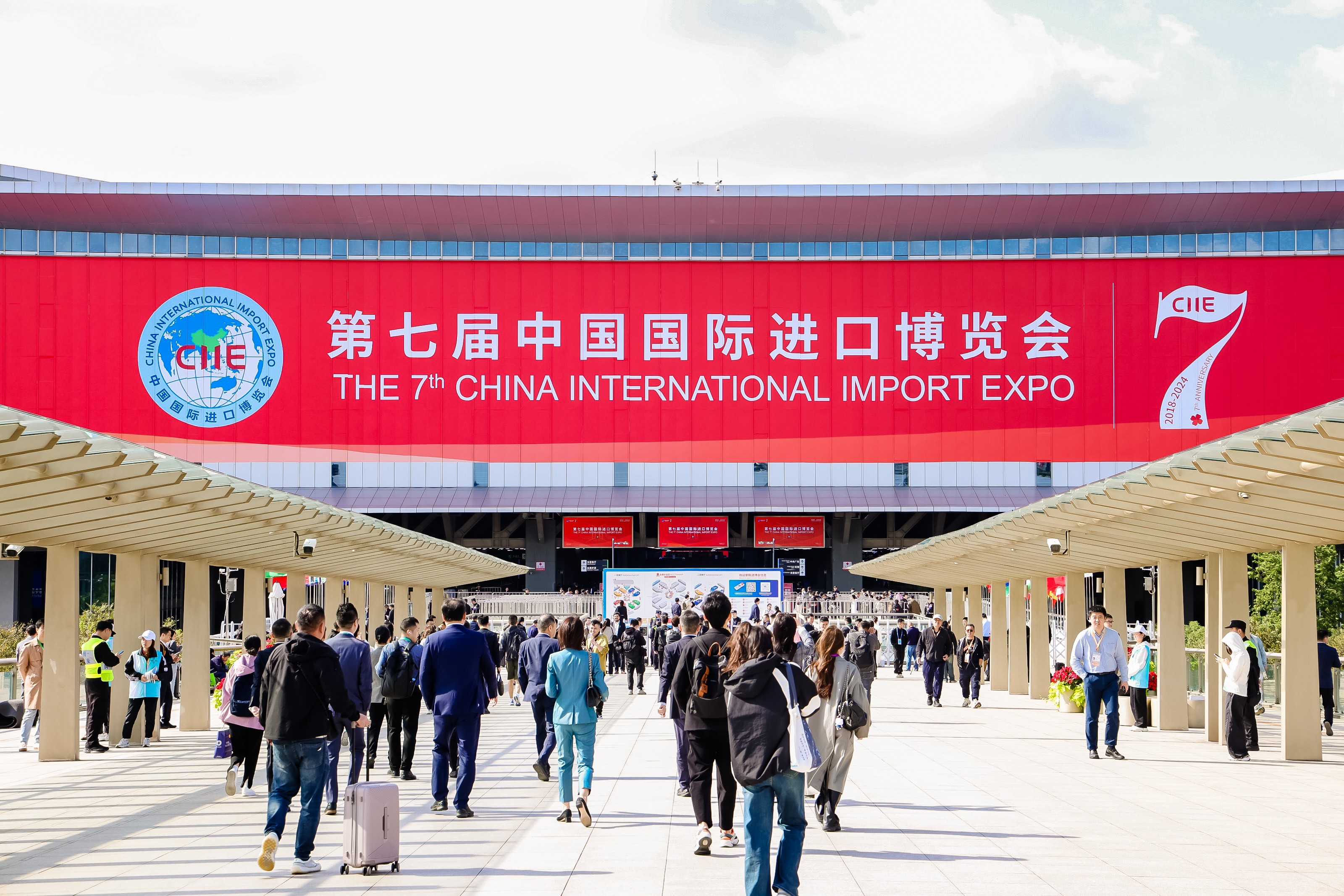 1741742342793539.jpg 35DU8325.jpg